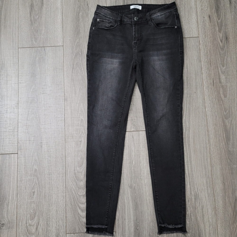 Nwot Kensie distressed grey black jeans